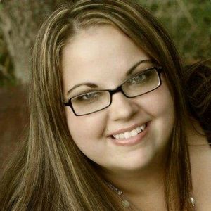 Meet your Posher, Casey